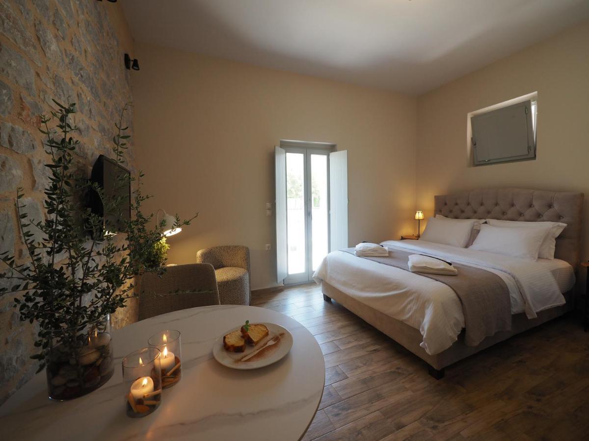 Terra Di Pietra Exclusive Suites & Apartments Areópoli Extérieur photo