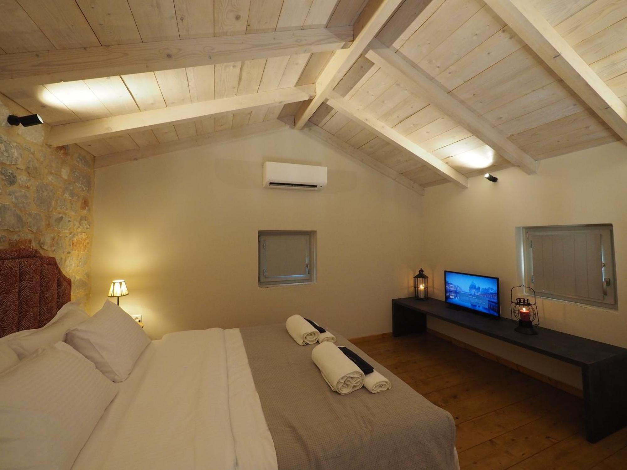 Terra Di Pietra Exclusive Suites & Apartments Areópoli Extérieur photo